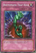 Image for Bottomless Trap Hole (SDZW-EN034) (SDZW) - YuGiOh